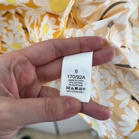 Kate spade yellow sunflower top nwt - Picture 6 of 6